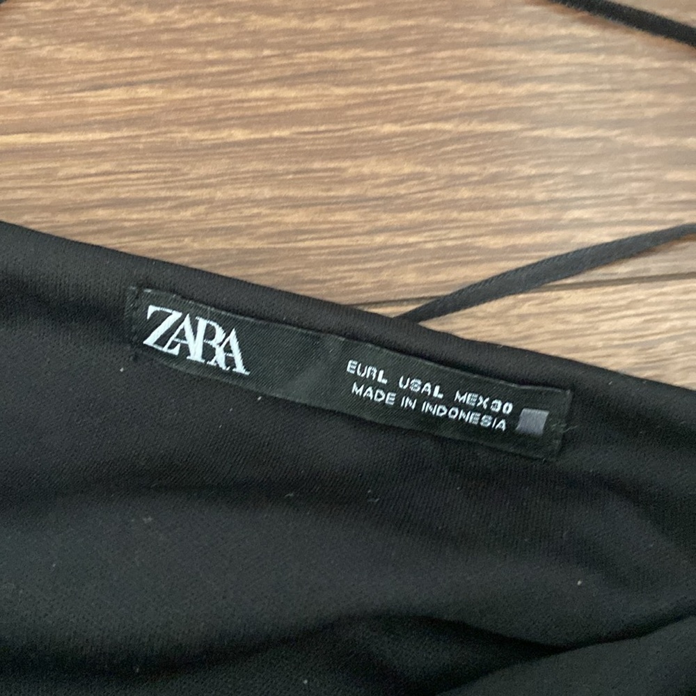 🪩ZARA Silver SEQUIN  Halter Top - Picture 5 of 8
